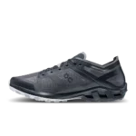 Key features Weight: 230g CloudTec® cushioning for competitive comfort 30% Carbon Speedboard® for the most powerful take-offs A single layer mesh upper keeps you light on your feet On Cloud Black Cloudventure Peak 3